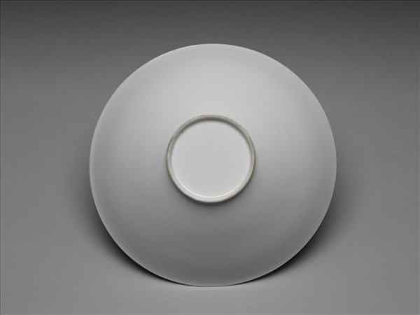 甜白釉雙龍紋碗