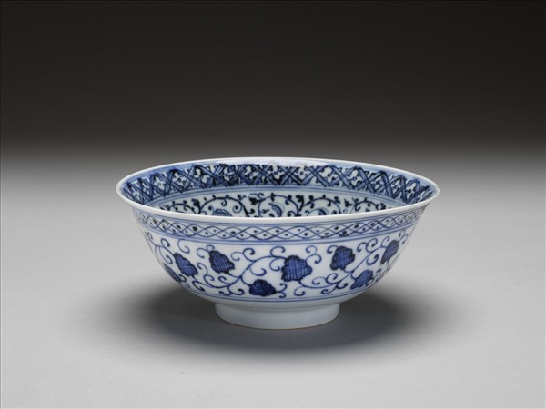 青花蓮塘紋碗