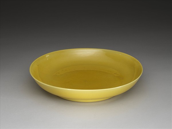 黃釉盤