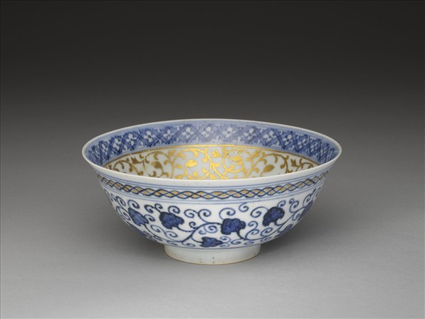 青花描金蓮塘紋碗