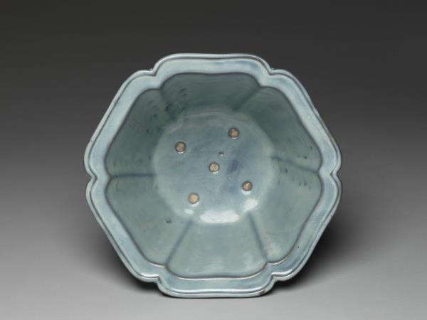 鈞窯 月白葵花式花盆