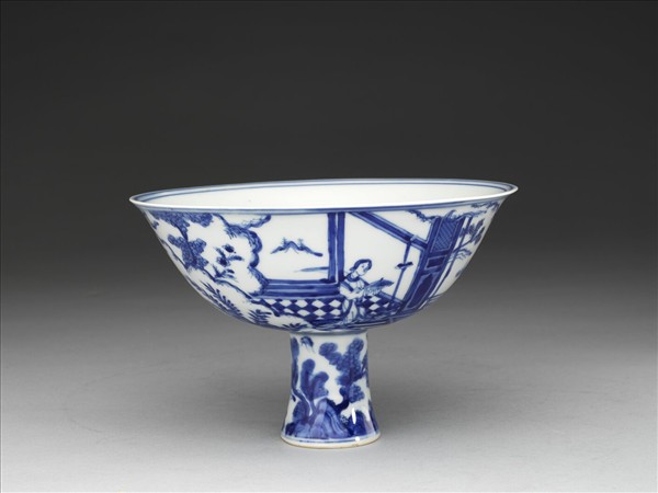 青花仕女圖高足碗