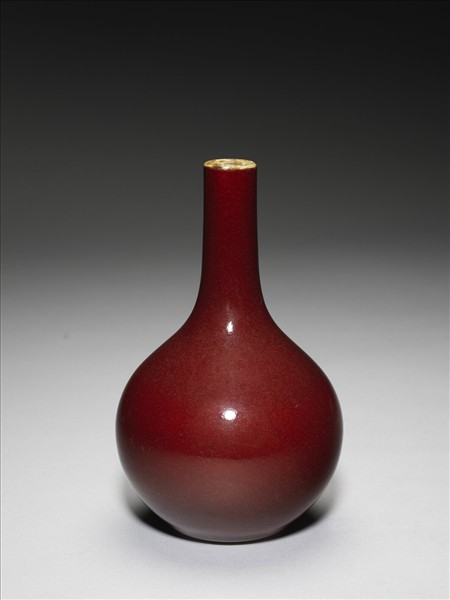 霽紅釉膽瓶