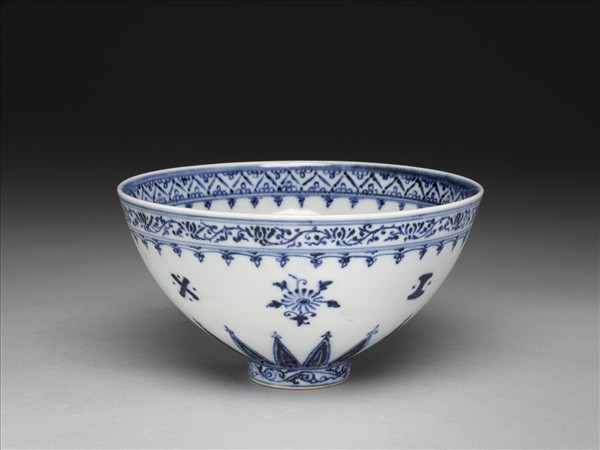 官窯 青花花卉碗