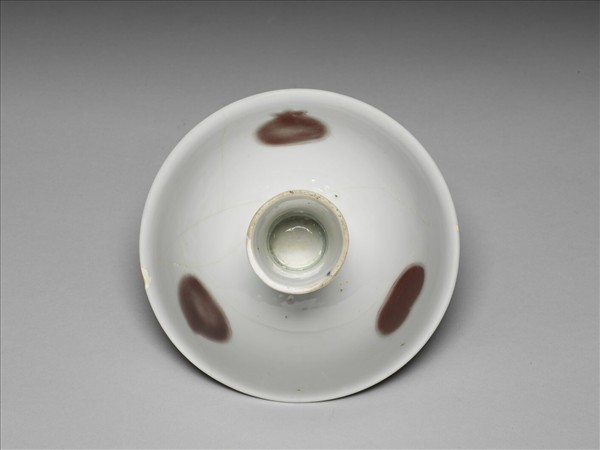 釉裡紅三果紋高足碗