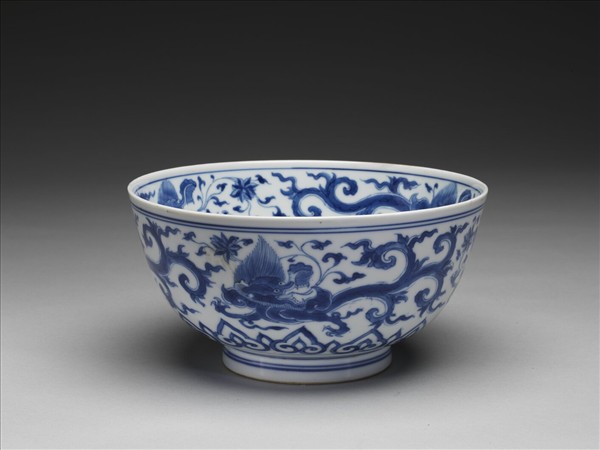 青花夔龍碗