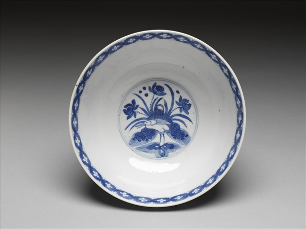 青花蓮塘游魚碗