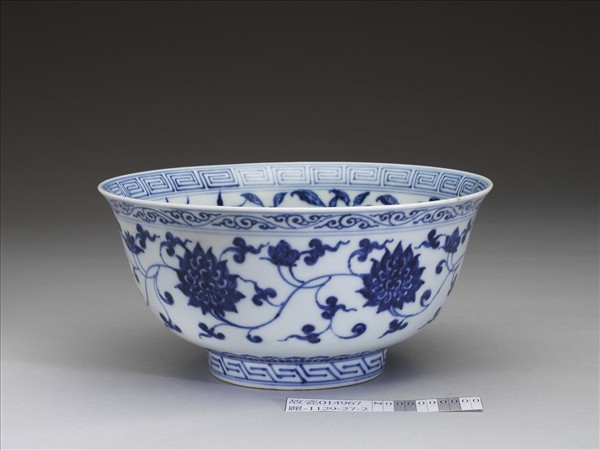 官窯 青花四季花卉碗