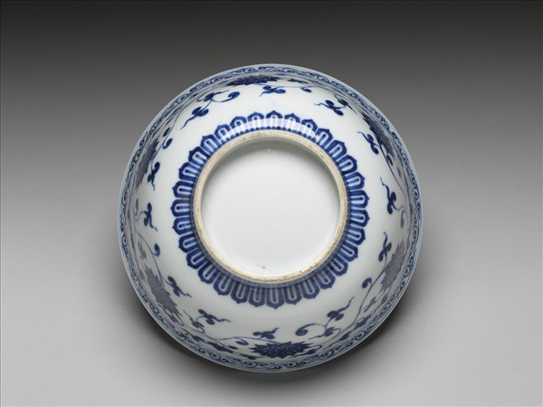 官窯 青花四季花卉碗