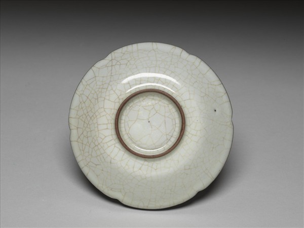 官窯 月白葵口碟