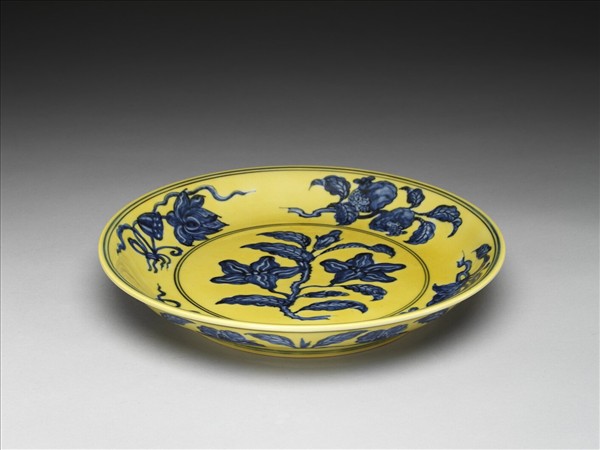 黃釉青花花果盤