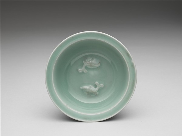 龍泉窯 青瓷雙魚紋洗