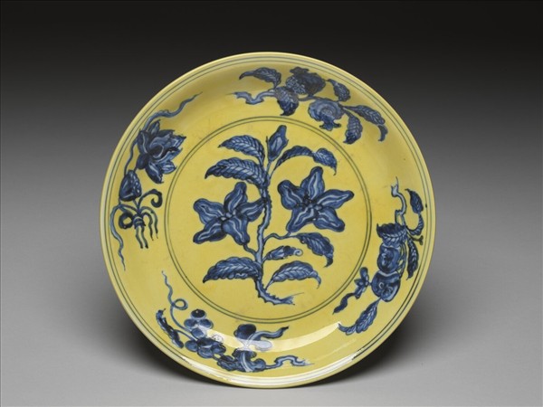 黃釉青花花果盤