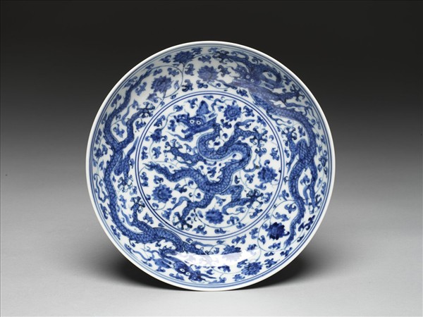 青花五龍盤