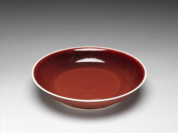 寶石紅釉盤