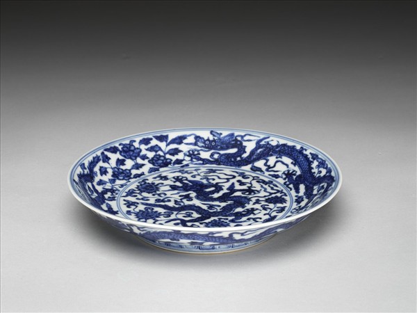 青花五龍盤