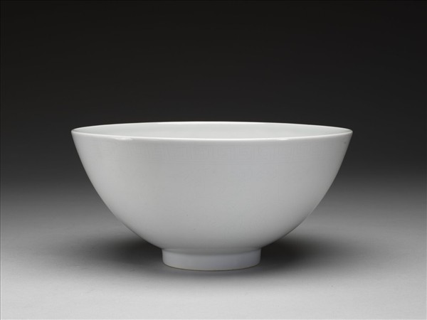 白瓷劃花花卉紋碗