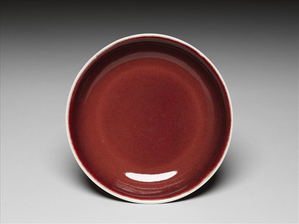 寶石紅釉盤