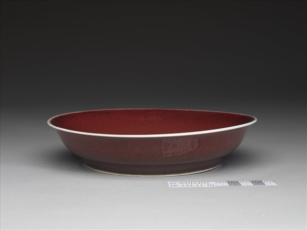 寶石紅釉盤