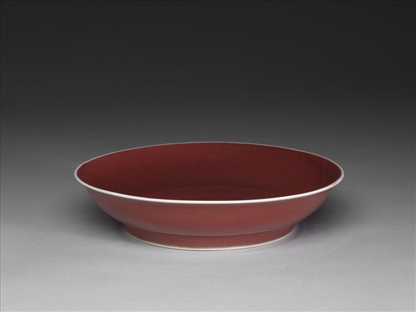寶石紅釉盤