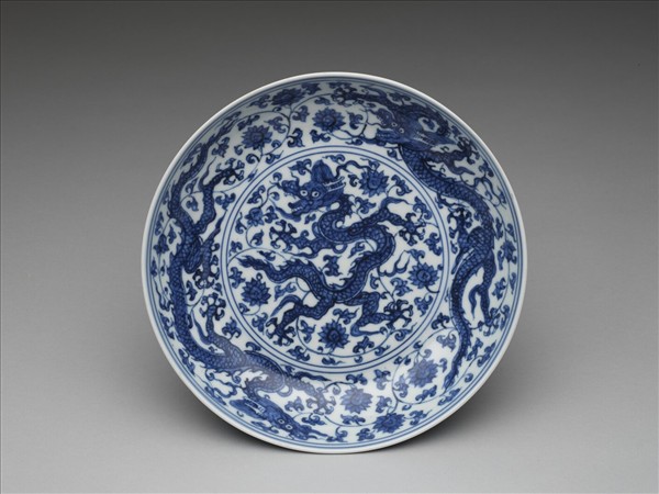 青花五龍盤