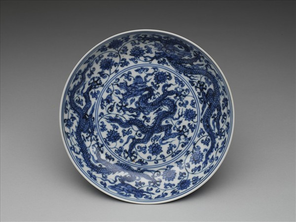青花五龍盤