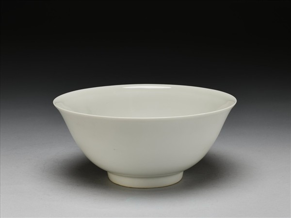 甜白釉碗