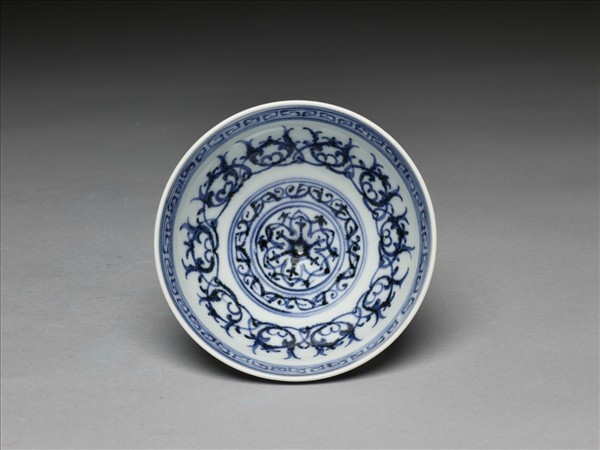 青花幾何花卉紋碗