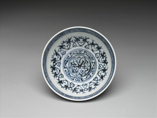 青花幾何花卉紋碗