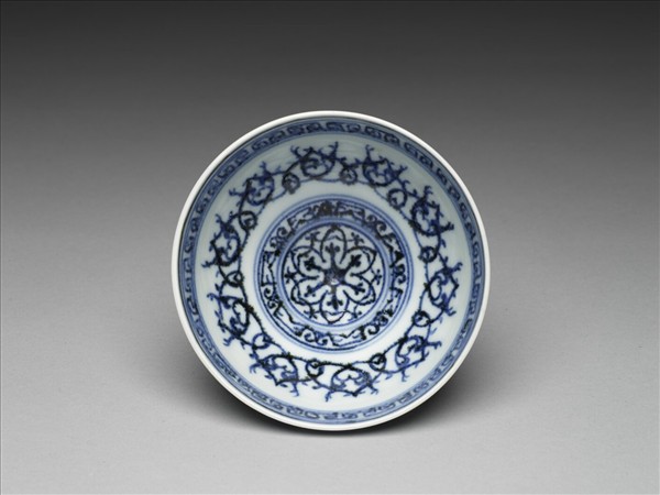 青花幾何花卉紋碗