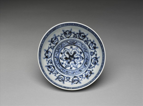 青花幾何花卉紋碗