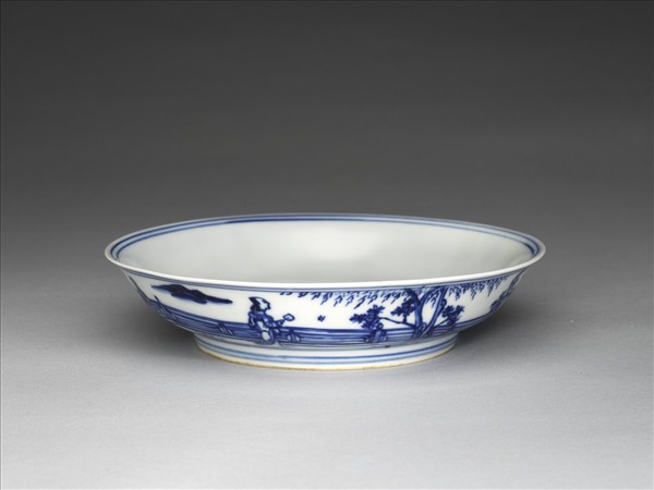 青花歲寒三友仕女圖盤