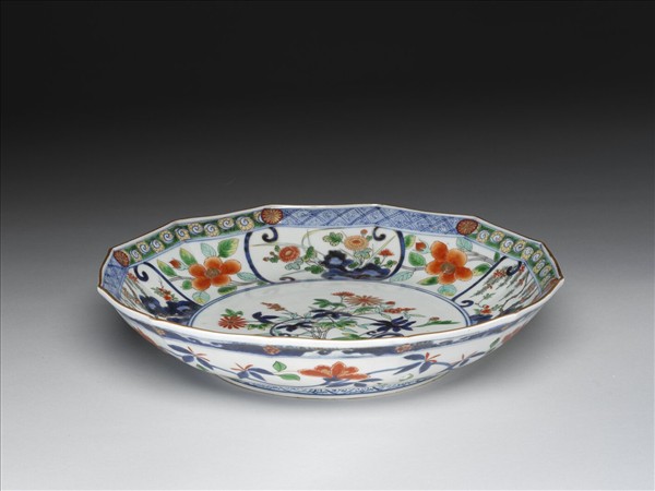 有田窯 五彩花卉紋十二方盤
