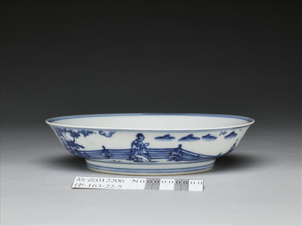 青花歲寒三友仕女圖盤