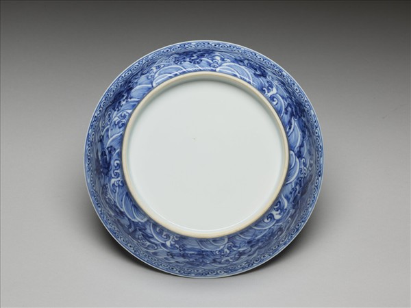 青花波濤海獸紋盤