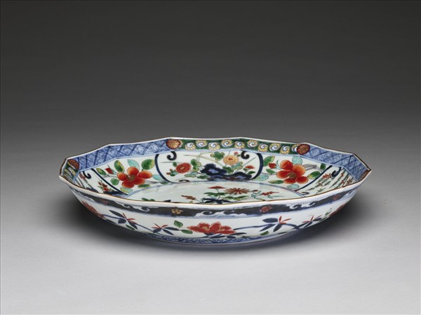 有田窯 五彩花卉紋十二方盤