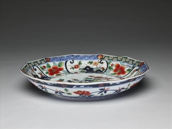 有田窯 五彩花卉紋十二方盤