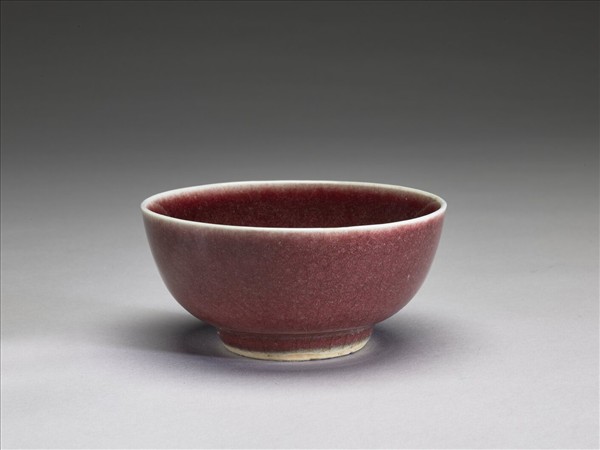 寶石紅釉碗