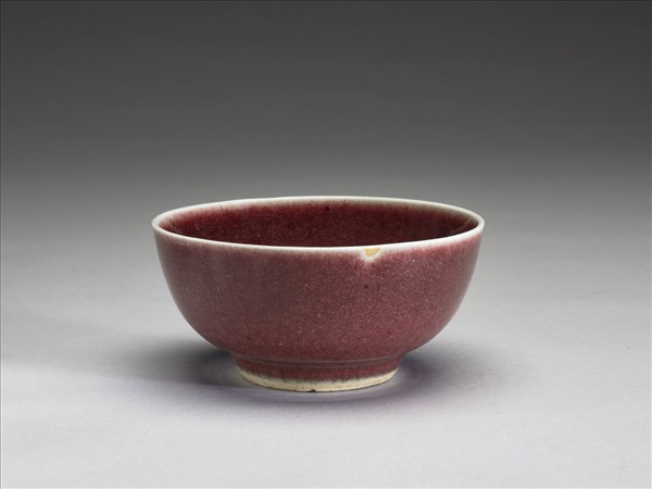 寶石紅釉碗