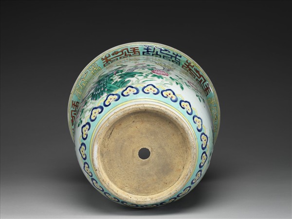 粉彩花鳥圖花盆