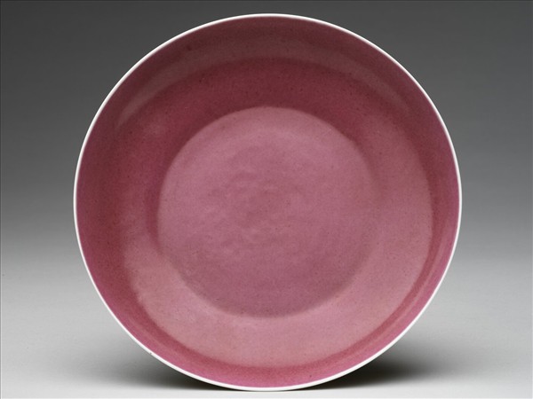 嬌黃釉胭脂紅彩盤