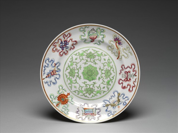 粉彩八寶紋盤