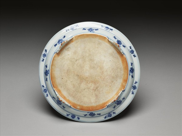 青花波濤龍紋爵托盤