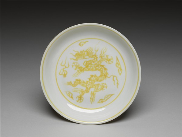 白地黃龍盤