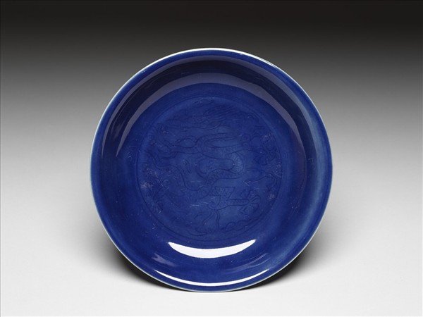 霽青龍紋盤