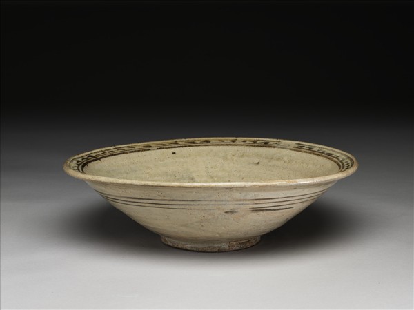 泰國釉下鐵繪魚紋盤