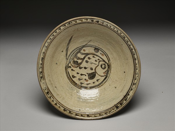 泰國釉下鐵繪魚紋盤