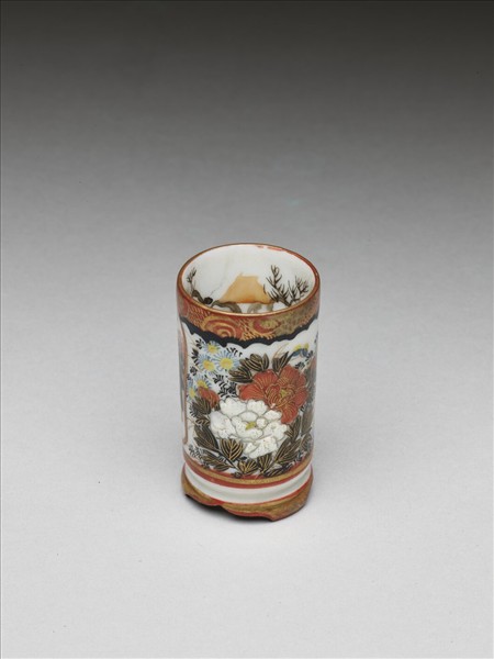 日本 九谷燒 五彩人物花卉紋筒