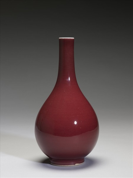 寶石紅釉膽瓶