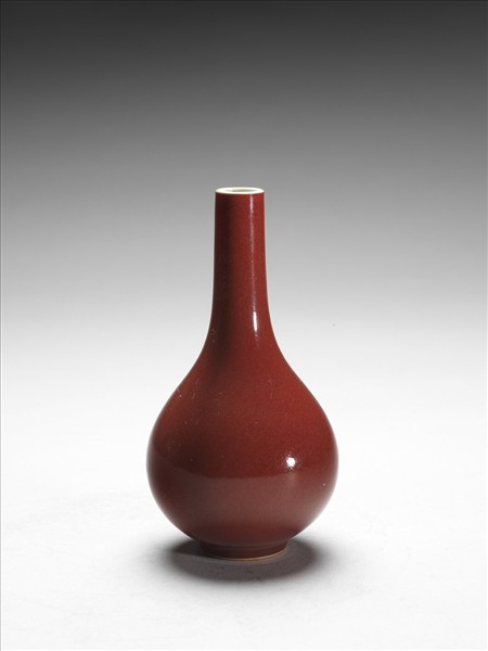 霽紅釉膽瓶